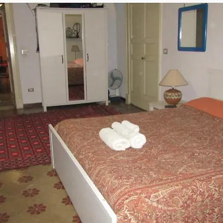 Gaia Homestay *