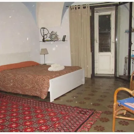 Gaia Homestay *
